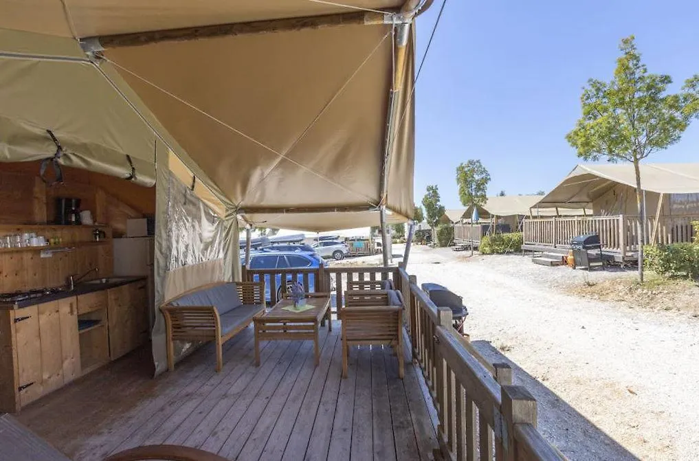 Easyatent Camping Valkanela Vrsar