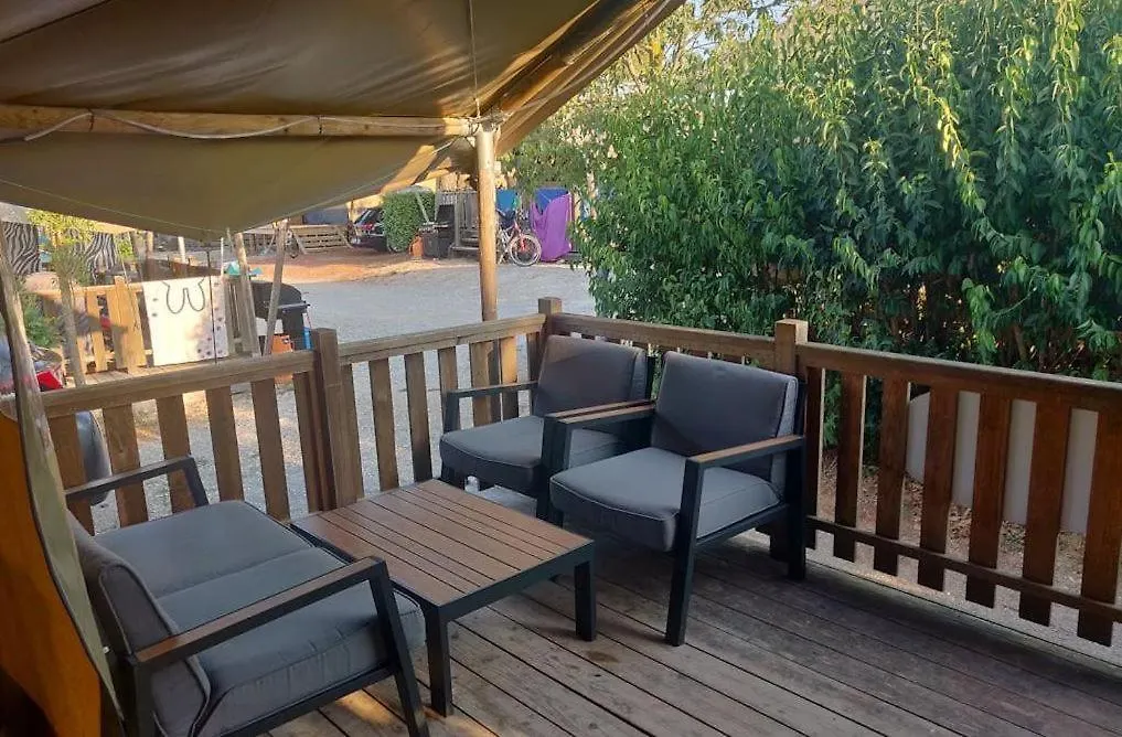 Easyatent Camping Valkanela Vrsar 4*,
