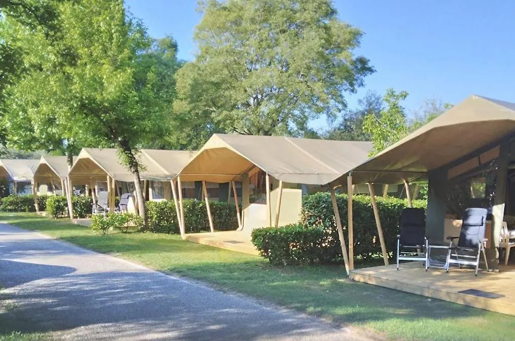 Easyatent Camping Valkanela Vrsar Horvátország