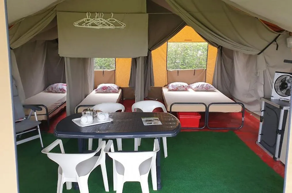 Easyatent Camping Valkanela Vrsar Vakantiepark