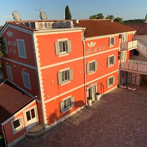 Bed & Breakfast Bb-ld ***