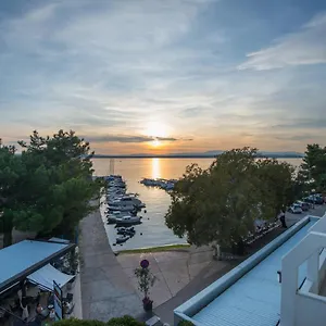 Bed & Breakfast Galija ***