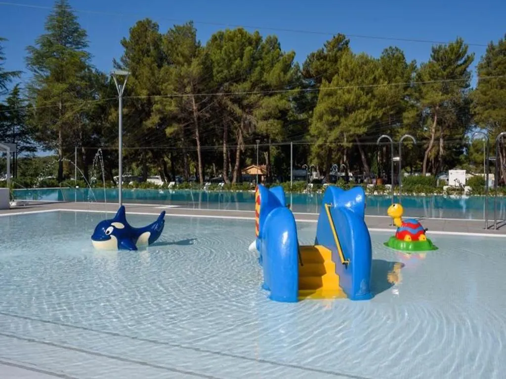 Easyatent Camping Valkanela Vrsar 4*,  Kroatien